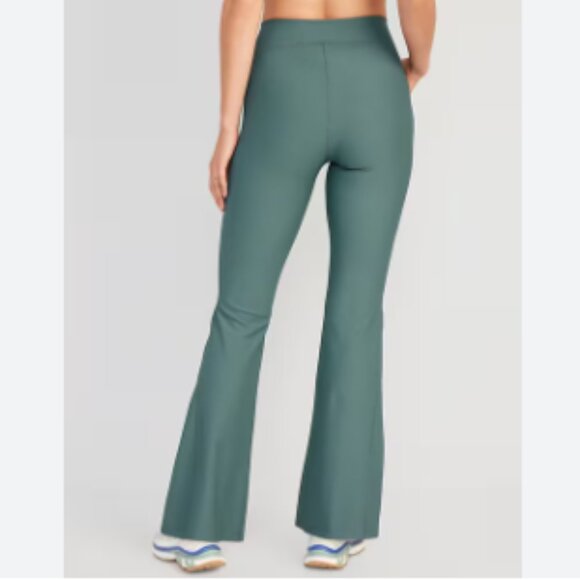 Old Navy Extra High-Waisted PowerSoft Flare Leggings - Picture 3 of 3
